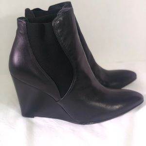 Stuart Weitzman wedge booties Sz 10